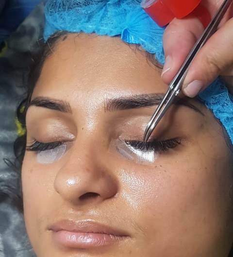 curso pestañas pelo a pelo